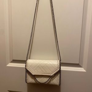 White crossbody purse